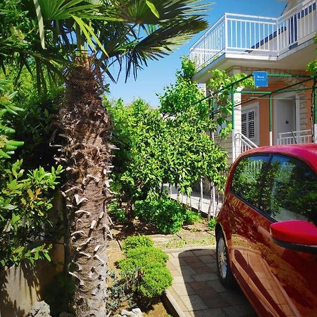 Apartman Antulov Srima Esterno foto